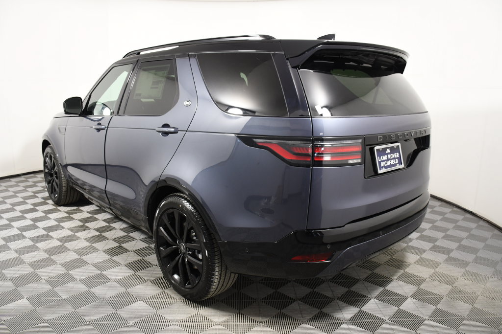Certified 2026 Land Rover Discovery Dynamic SE AWD/4WD image 4