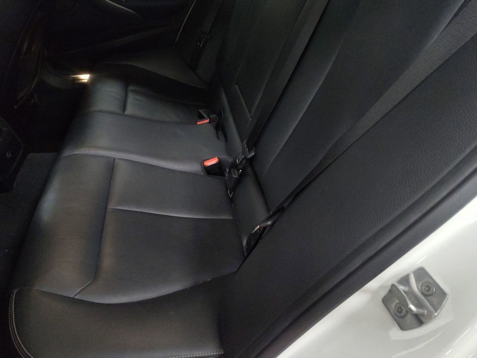 Used 2018 BMW 340i Sedan image 12