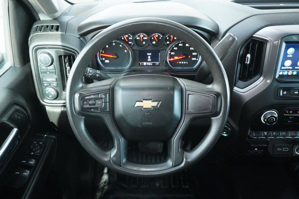 Used 2024 Chevrolet Silverado 3500 W/T image 17