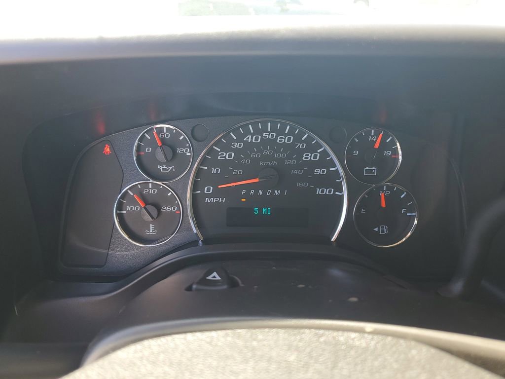 New 2026 Chevrolet Express 2500 w/ Driver Convenience Package image 28