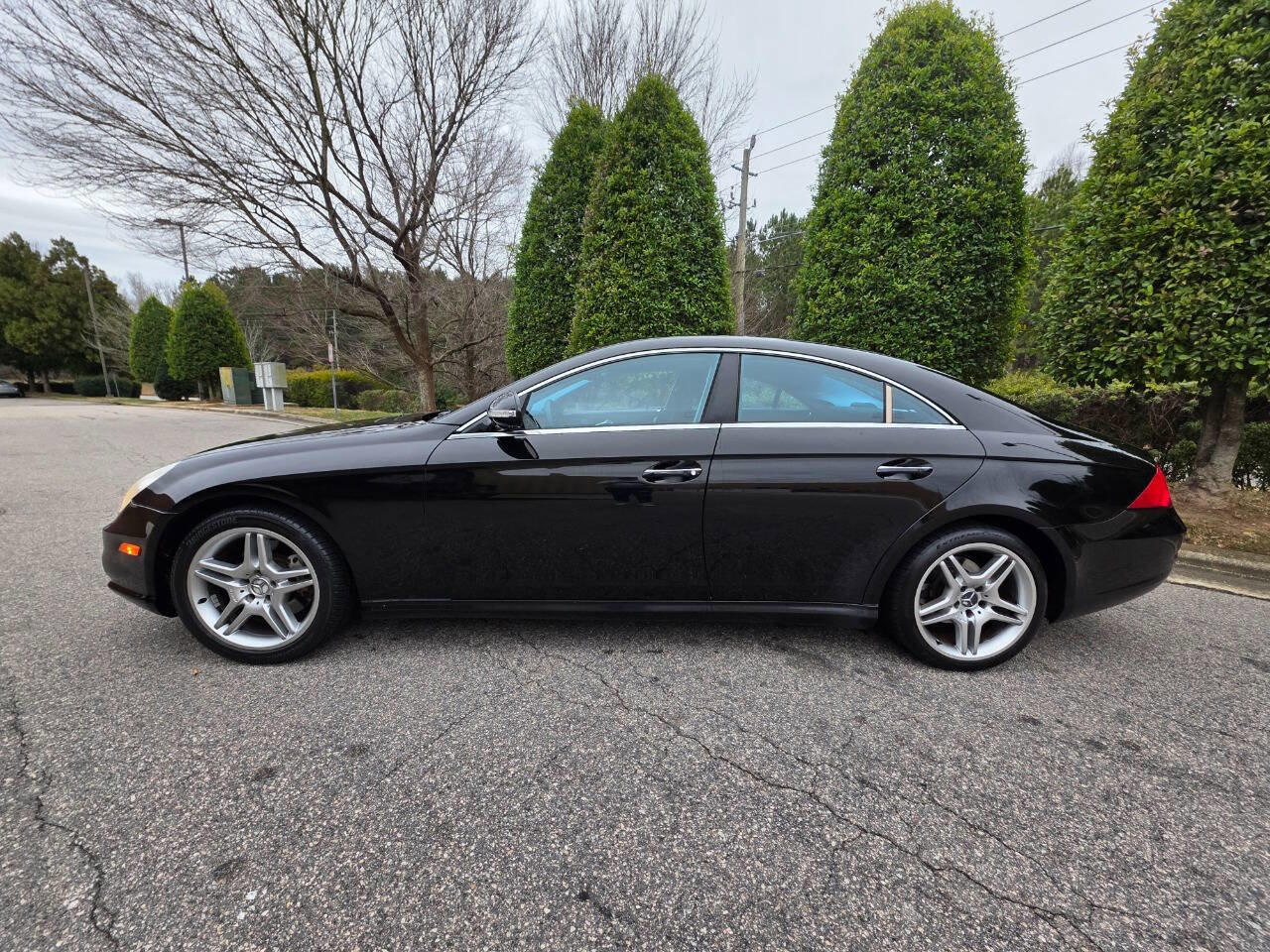Used 2006 Mercedes-Benz CLS 500 w/ AMG Sport Pkg image 2