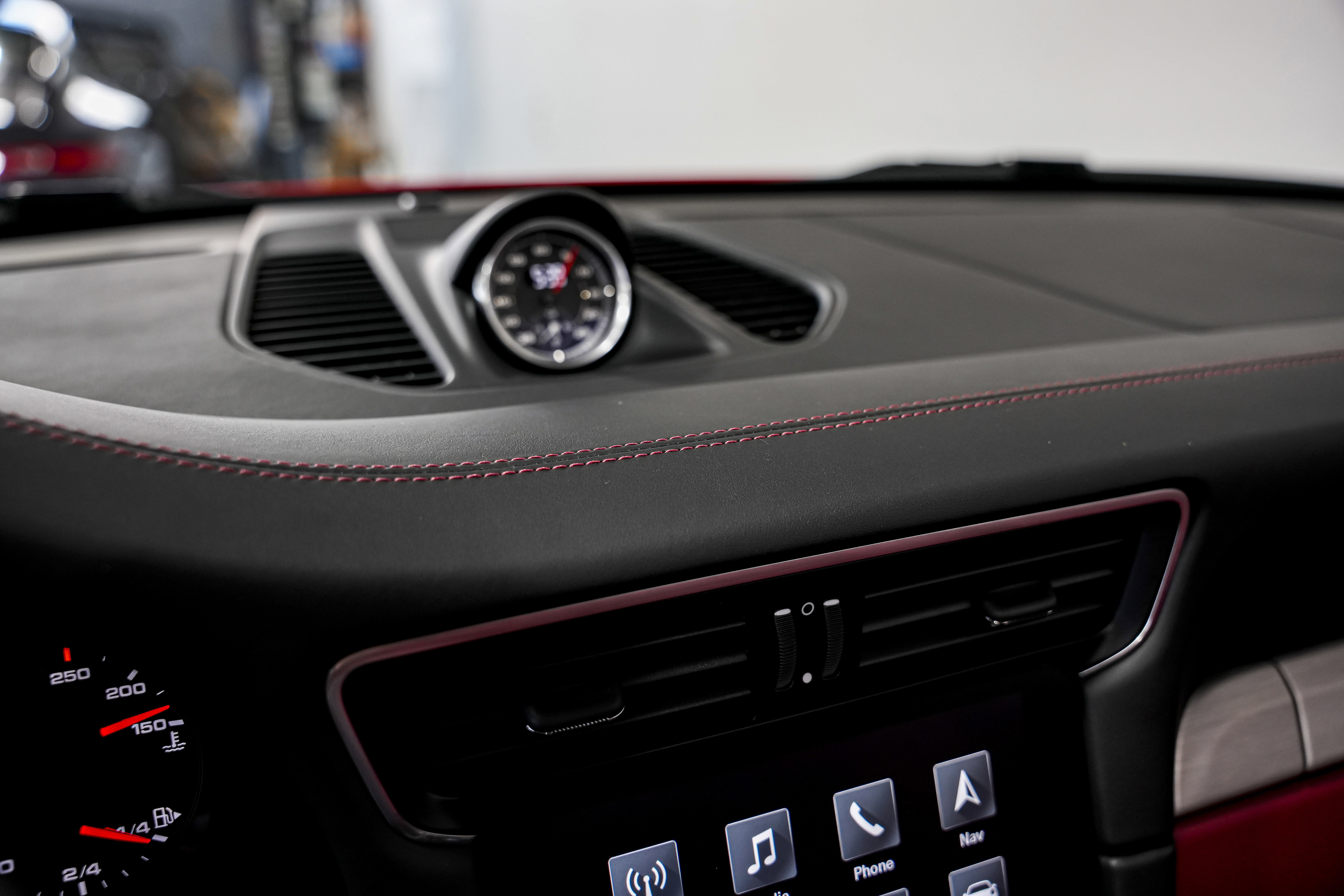 Used 2018 Porsche 911 Carrera GTS image 13