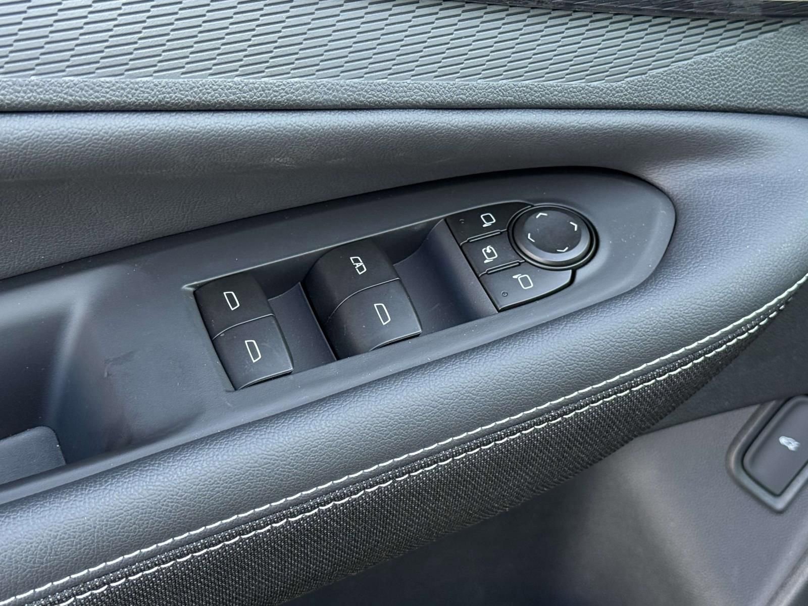 New 2026 Chevrolet Blazer EV LT image 19