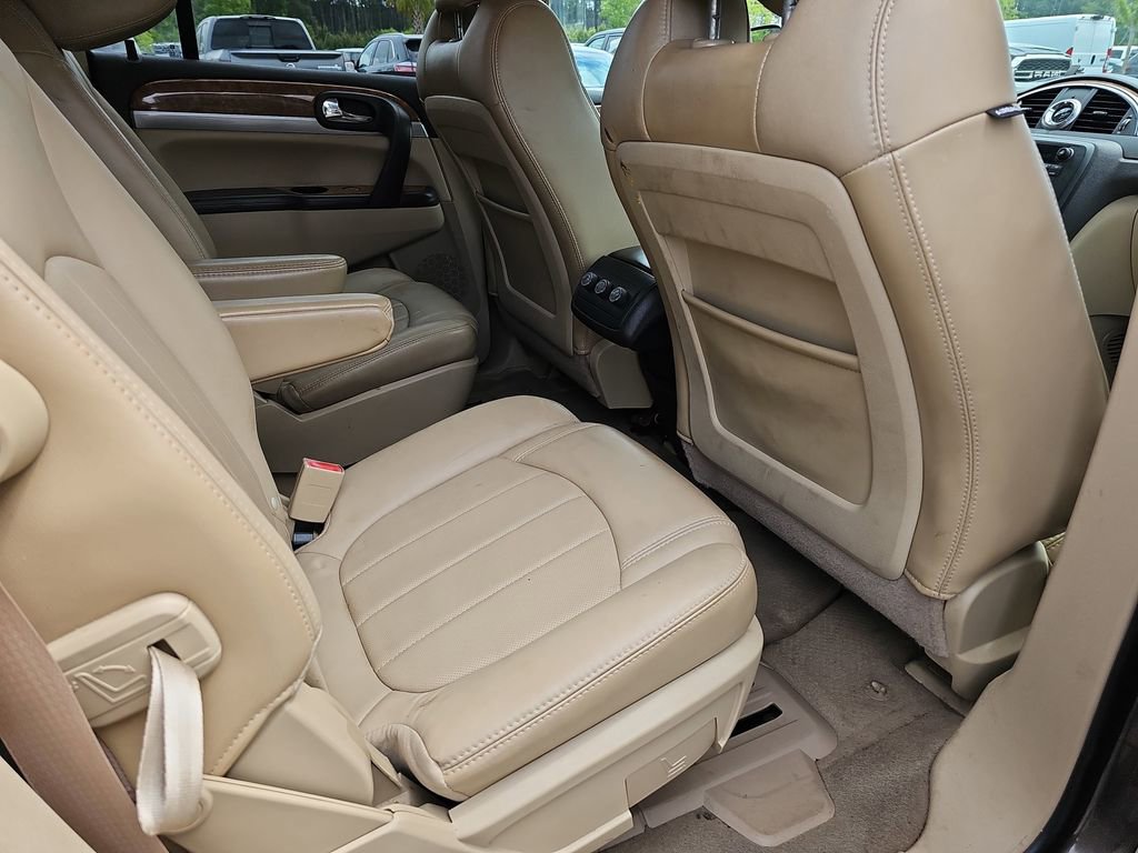 Used 2011 Buick Enclave CXL w/ Trailering Provision Package FWD image 15