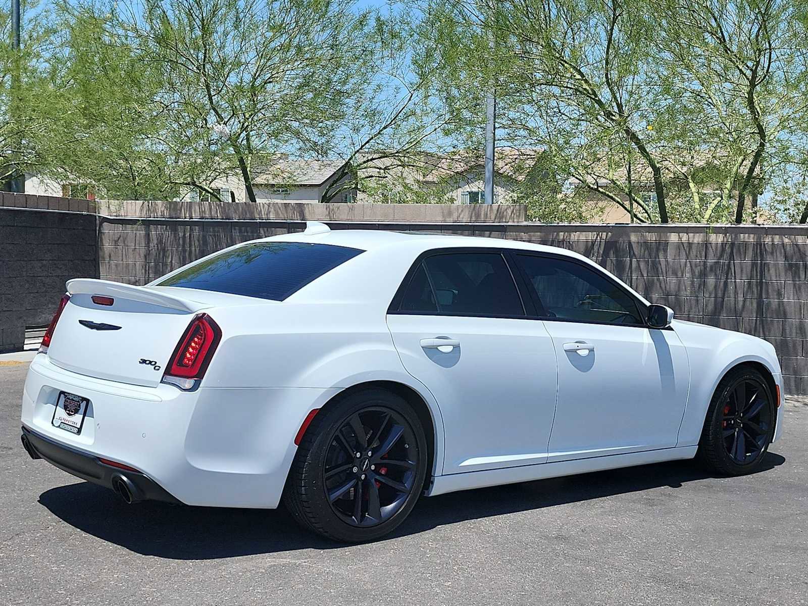 Used 2023 Chrysler 300 C RWD image 8