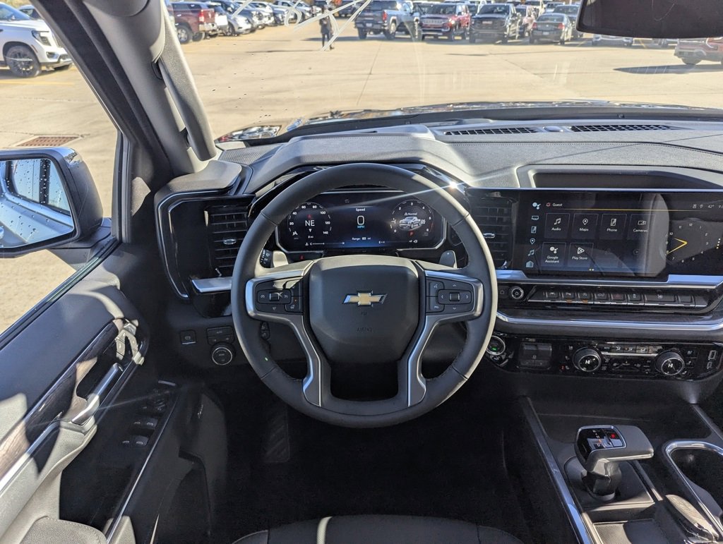 New 2026 Chevrolet Silverado 1500 LTZ w/ LTZ Premium Package image 3