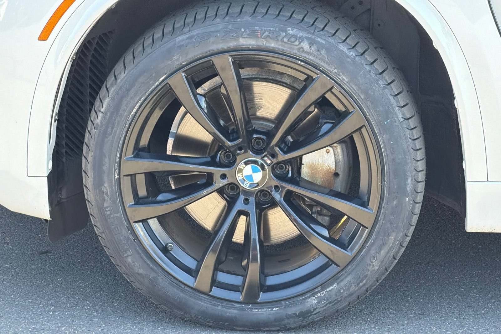 Used 2017 BMW X5 xDrive50i AWD/4WD image 28