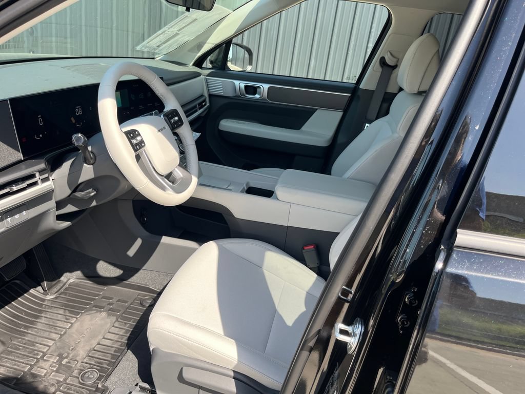 New 2026 Hyundai Santa Fe SE FWD image 12