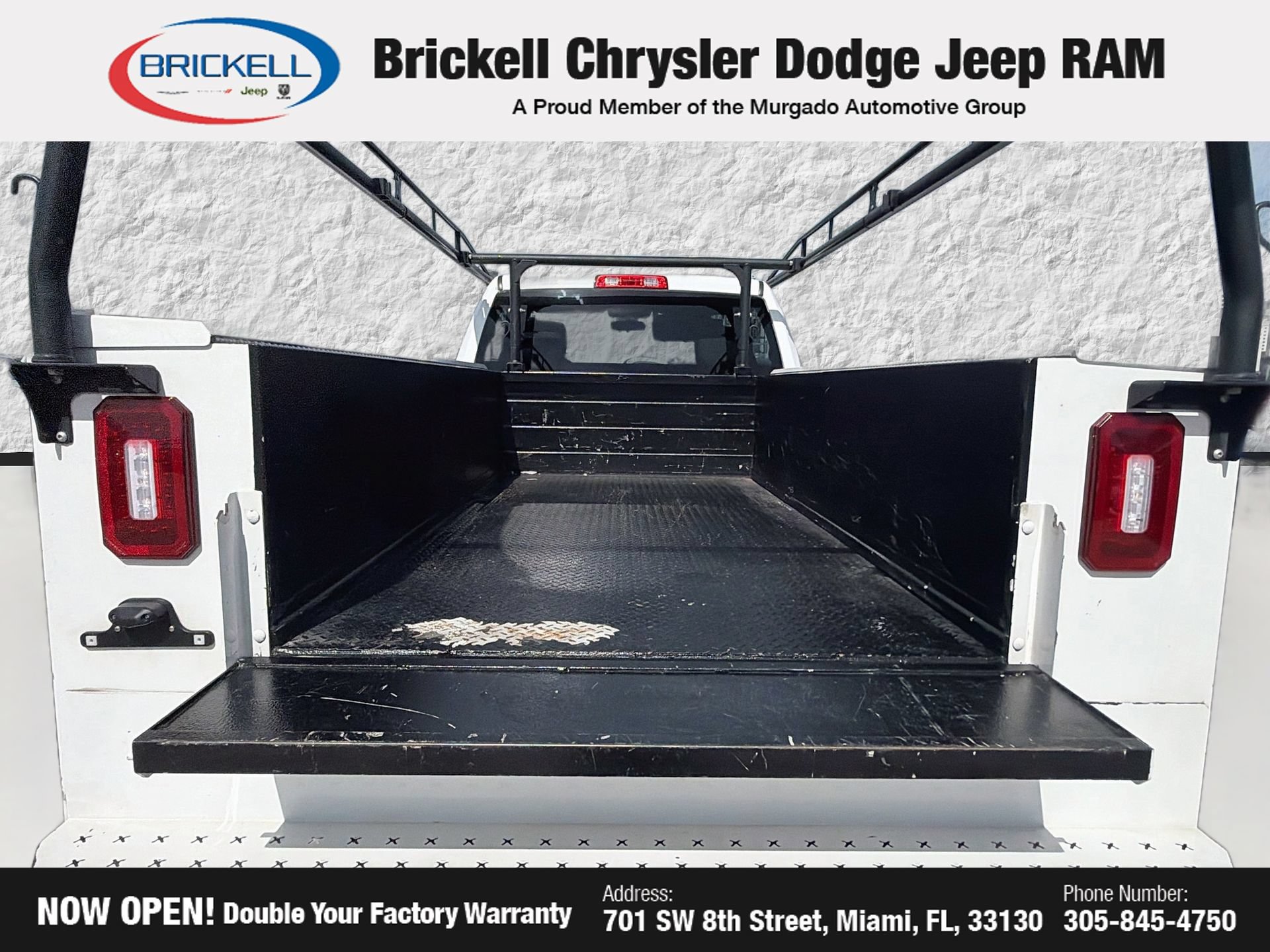 Used 2021 RAM 2500 Tradesman w/ Chrome Appearance Group RWD image 13