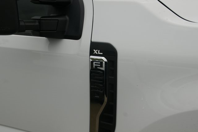 New 2026 Ford F250 XL image 9