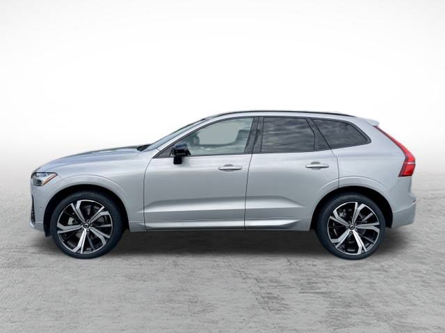 Used 2022 Volvo XC60 B6 R-Design w/ Advanced Package image 8