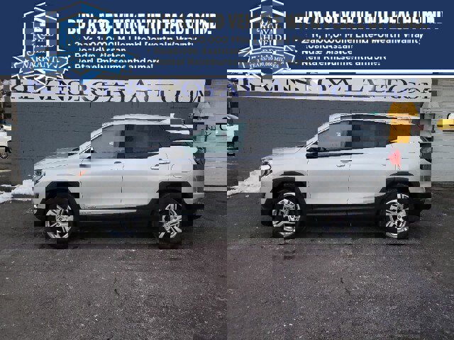 Used 2018 GMC Terrain SLE image 1