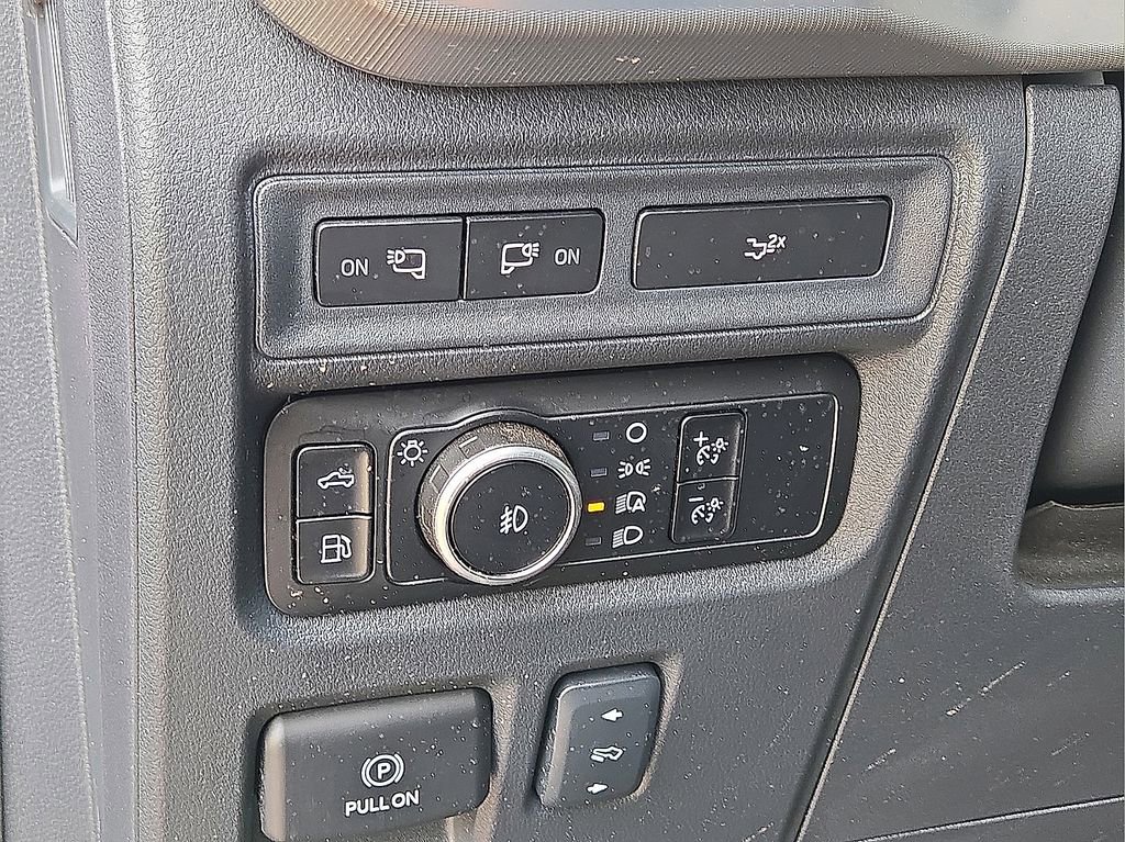 Used 2024 Ford F150 Lariat w/ FX4 Off-Road Package AWD/4WD image 26