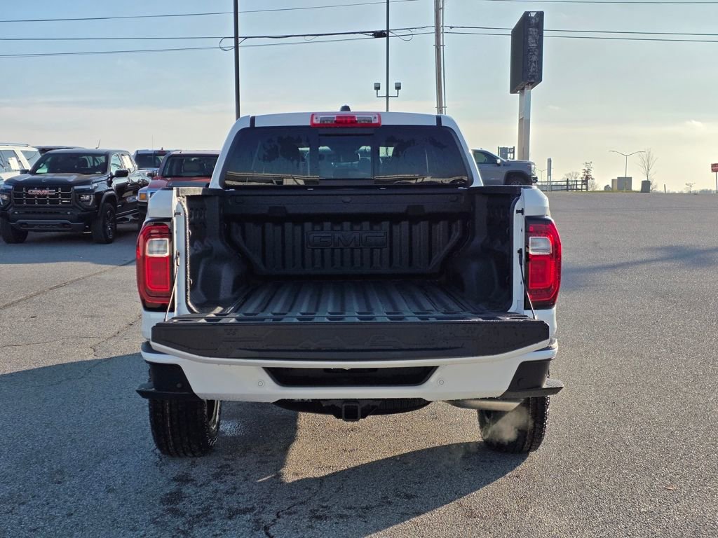 New 2026 GMC Canyon AT4 AWD/4WD image 7
