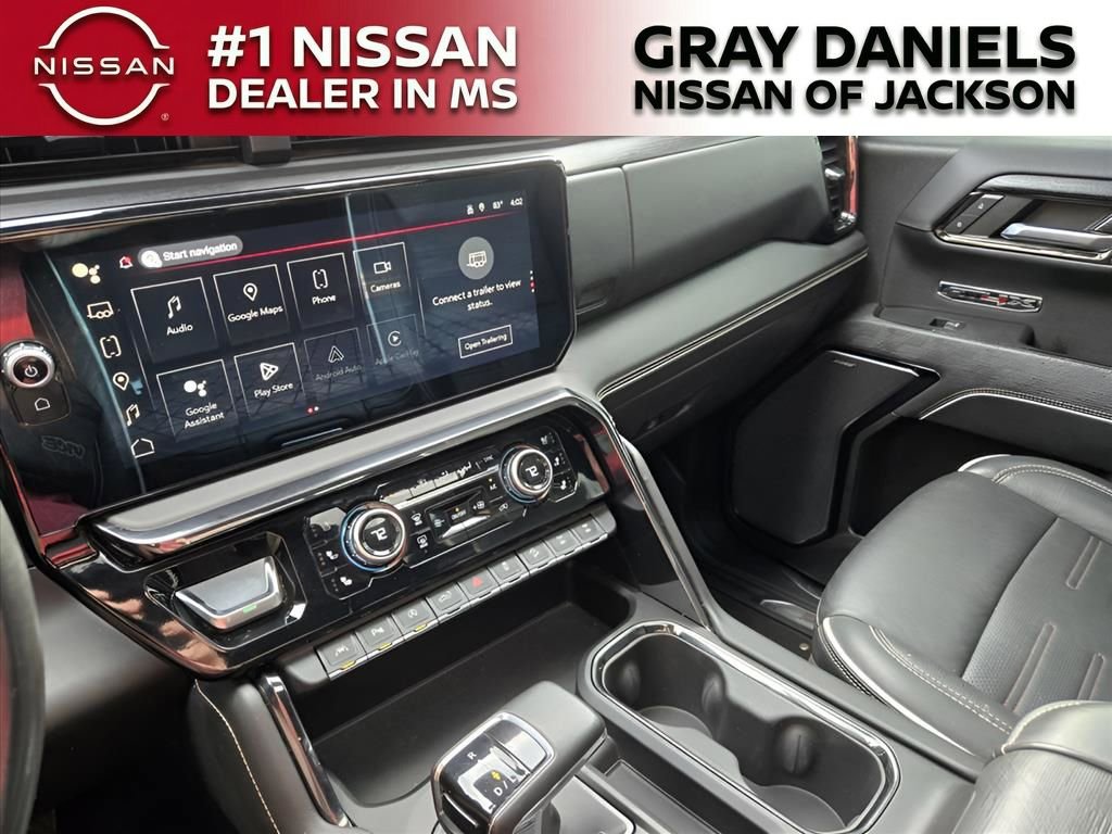 Used 2023 GMC Sierra 1500 AT4X image 16