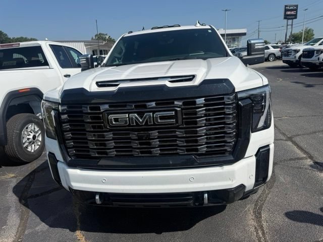 Used 2025 GMC Sierra 3500 Denali Ultimate AWD/4WD image 4