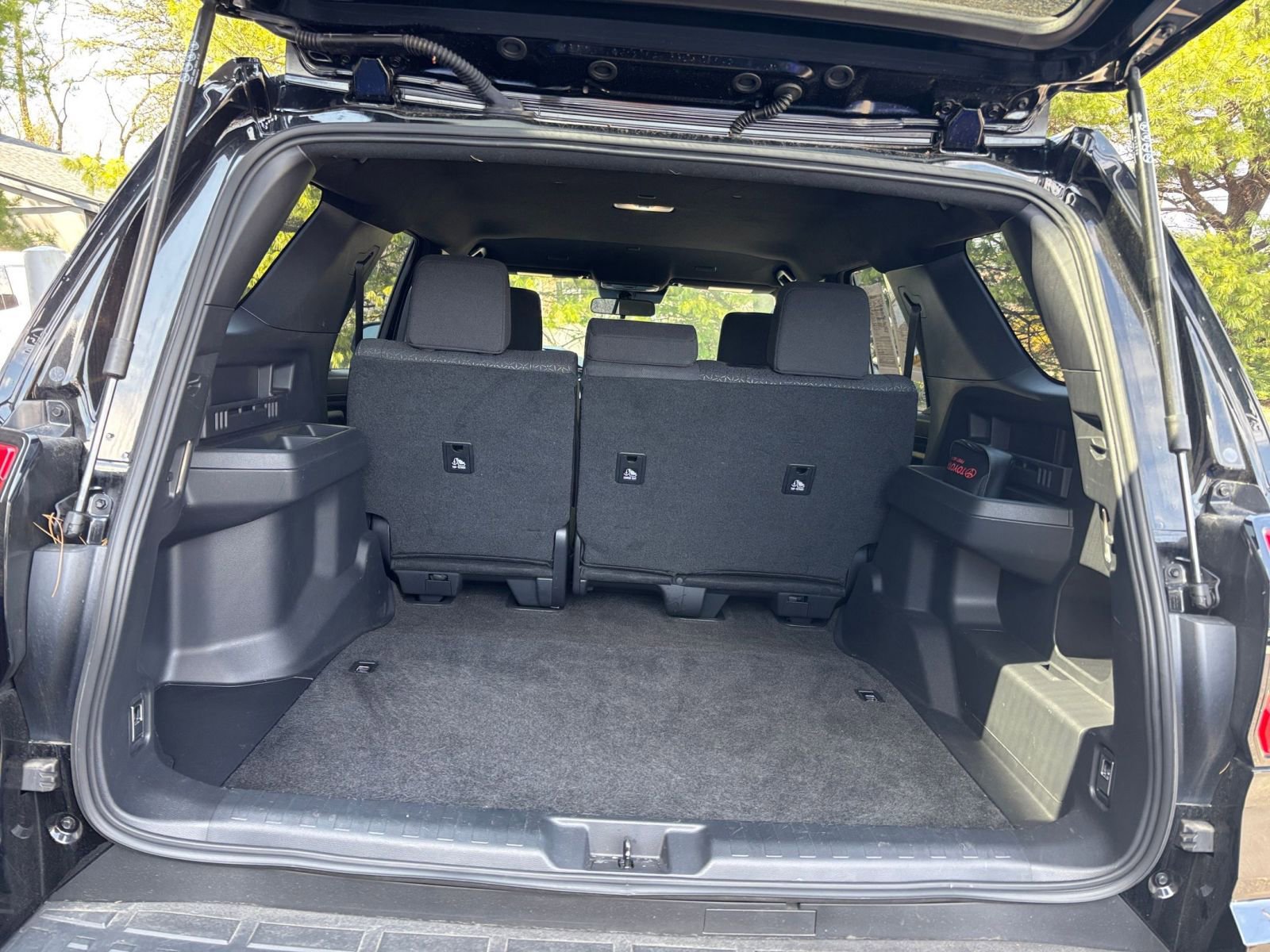 Used 2025 Toyota 4Runner SR5 image 32