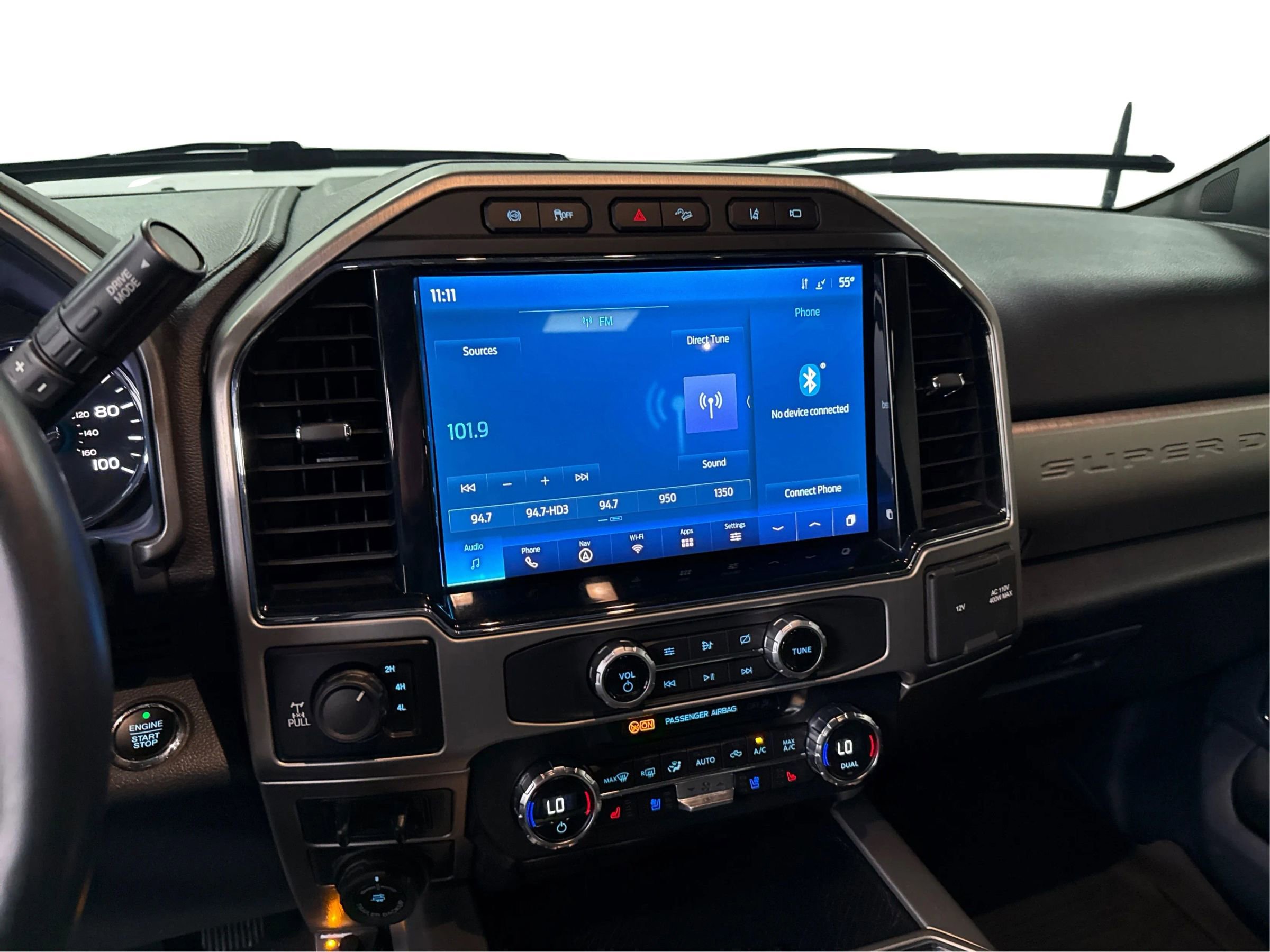 Used 2022 Ford F350 Platinum AWD/4WD image 13