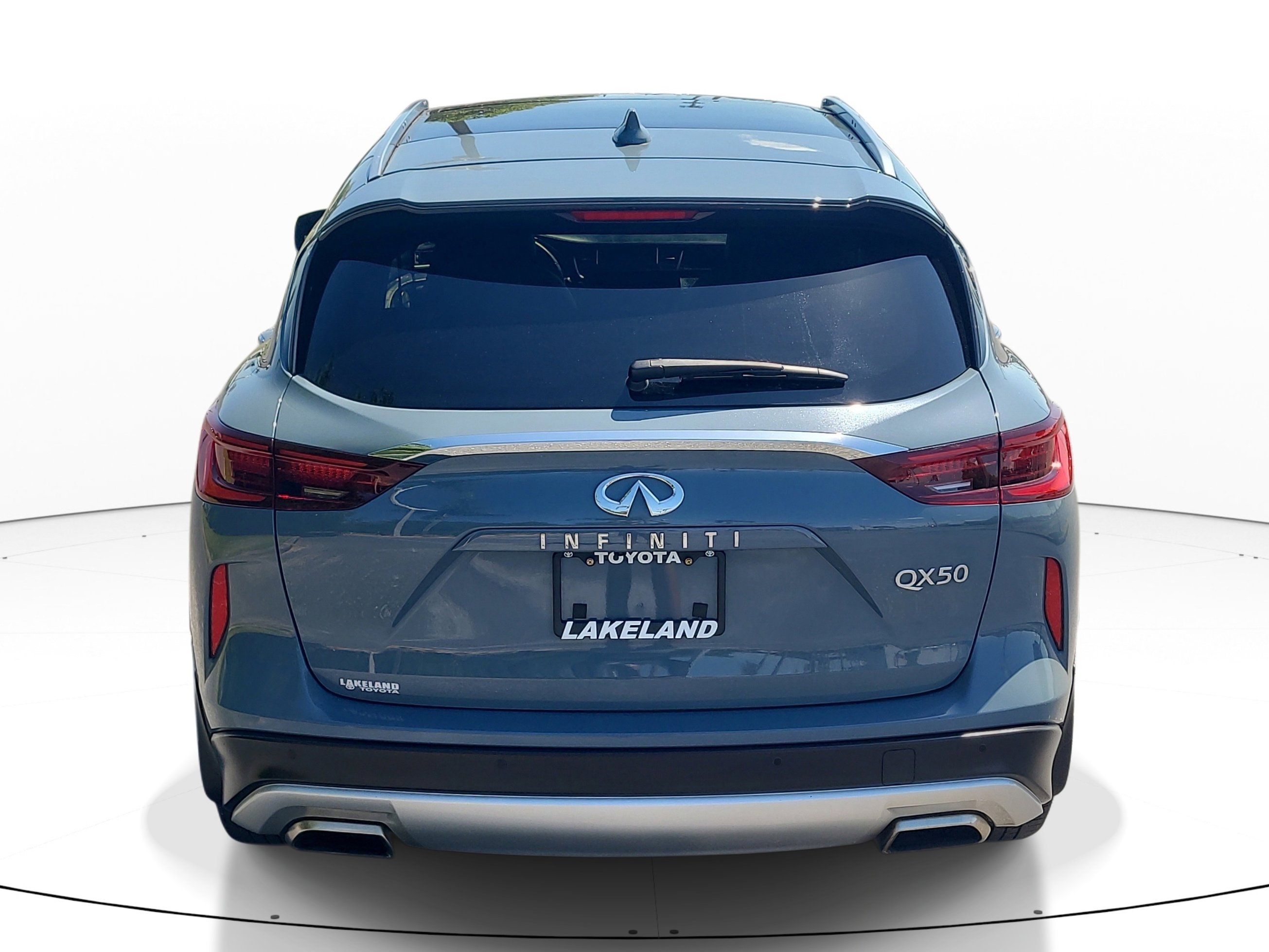 Used 2023 INFINITI QX50 Luxe FWD image 6