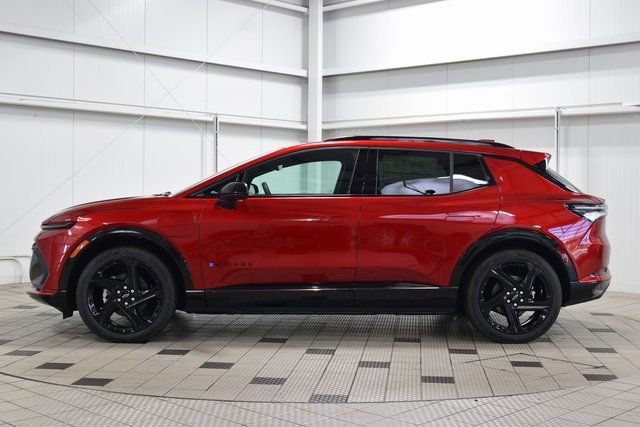 New 2025 Chevrolet Equinox EV RS w/ Convenience Package II image 4