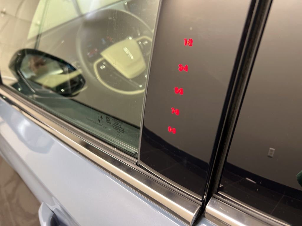 Used 2026 Lincoln Corsair Premiere image 31