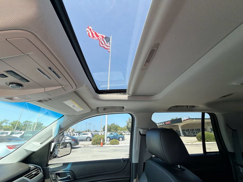 Used 2018 GMC Yukon SLT AWD/4WD image 25