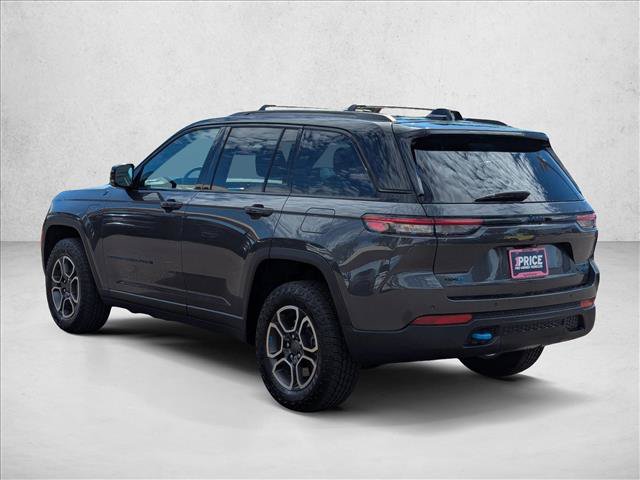 Used 2022 Jeep Grand Cherokee Trailhawk w/ Advanced Protech Group II AWD/4WD image 9