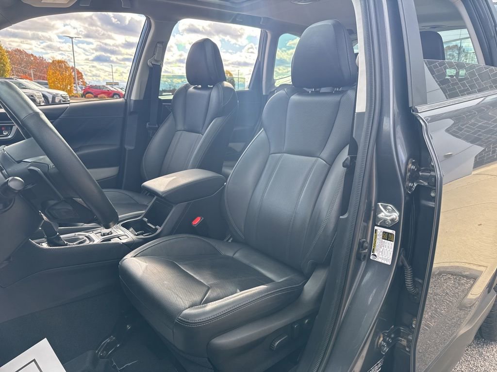 Used 2023 Subaru Forester Limited image 12