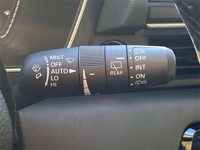 Used 2025 Honda Pilot Elite image 23