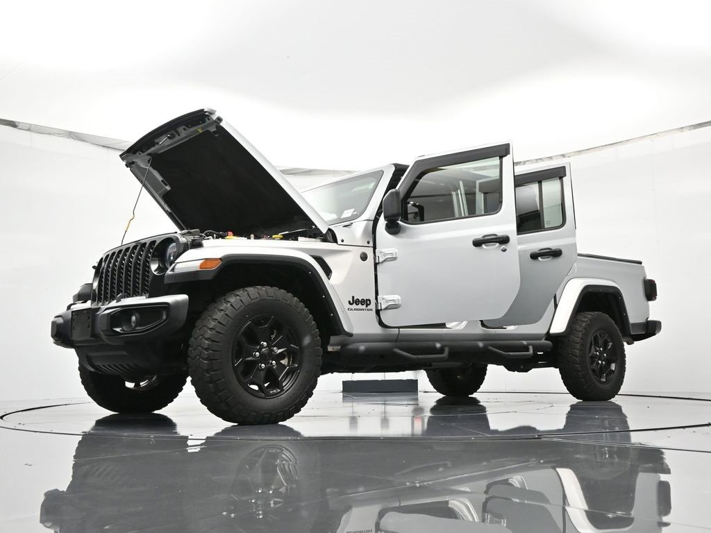 Certified 2022 Jeep Gladiator Willys image 48