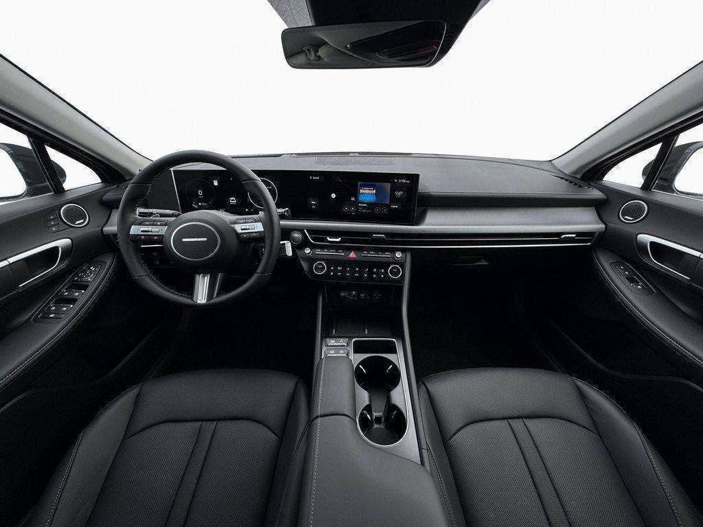 New 2026 Hyundai Sonata Limited FWD image 8