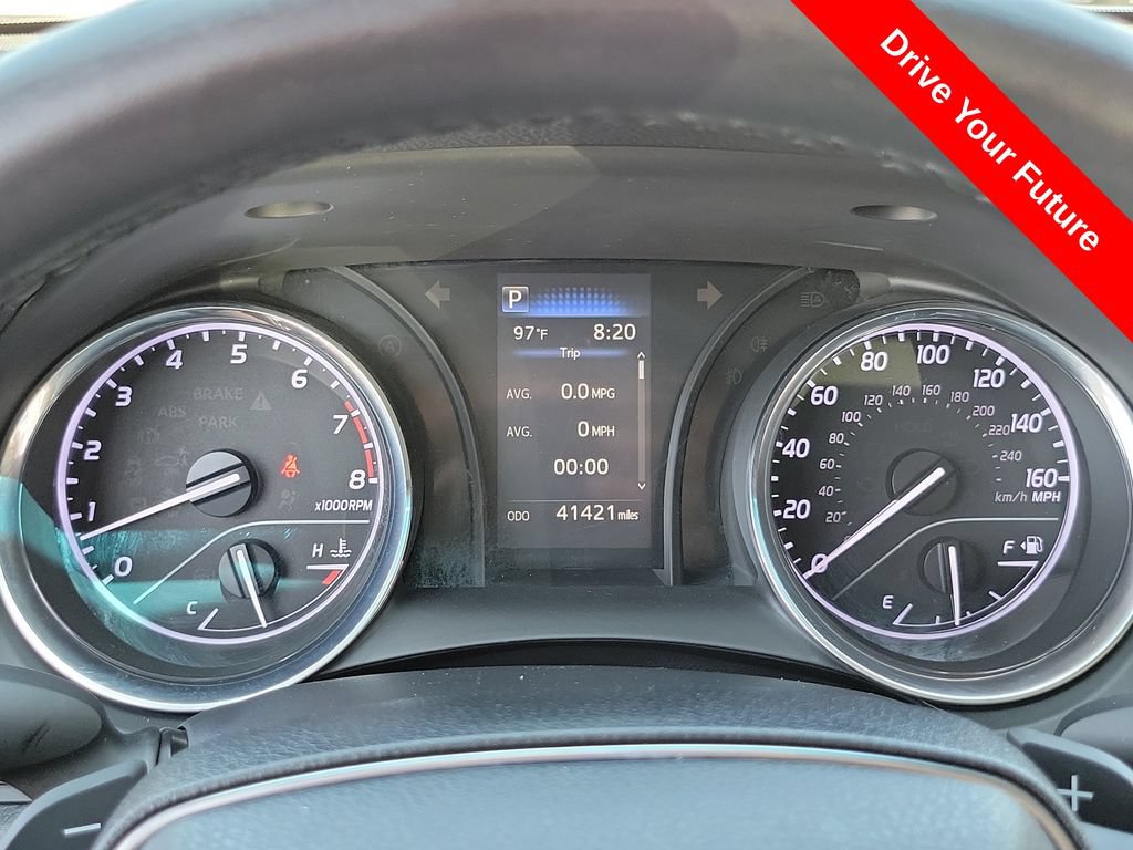 Used 2020 Toyota Camry SE FWD image 7