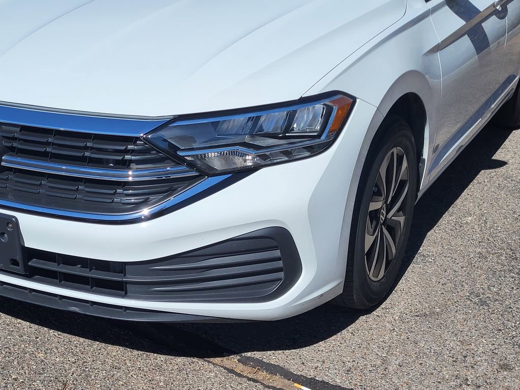 Used 2024 Volkswagen Jetta S image 7
