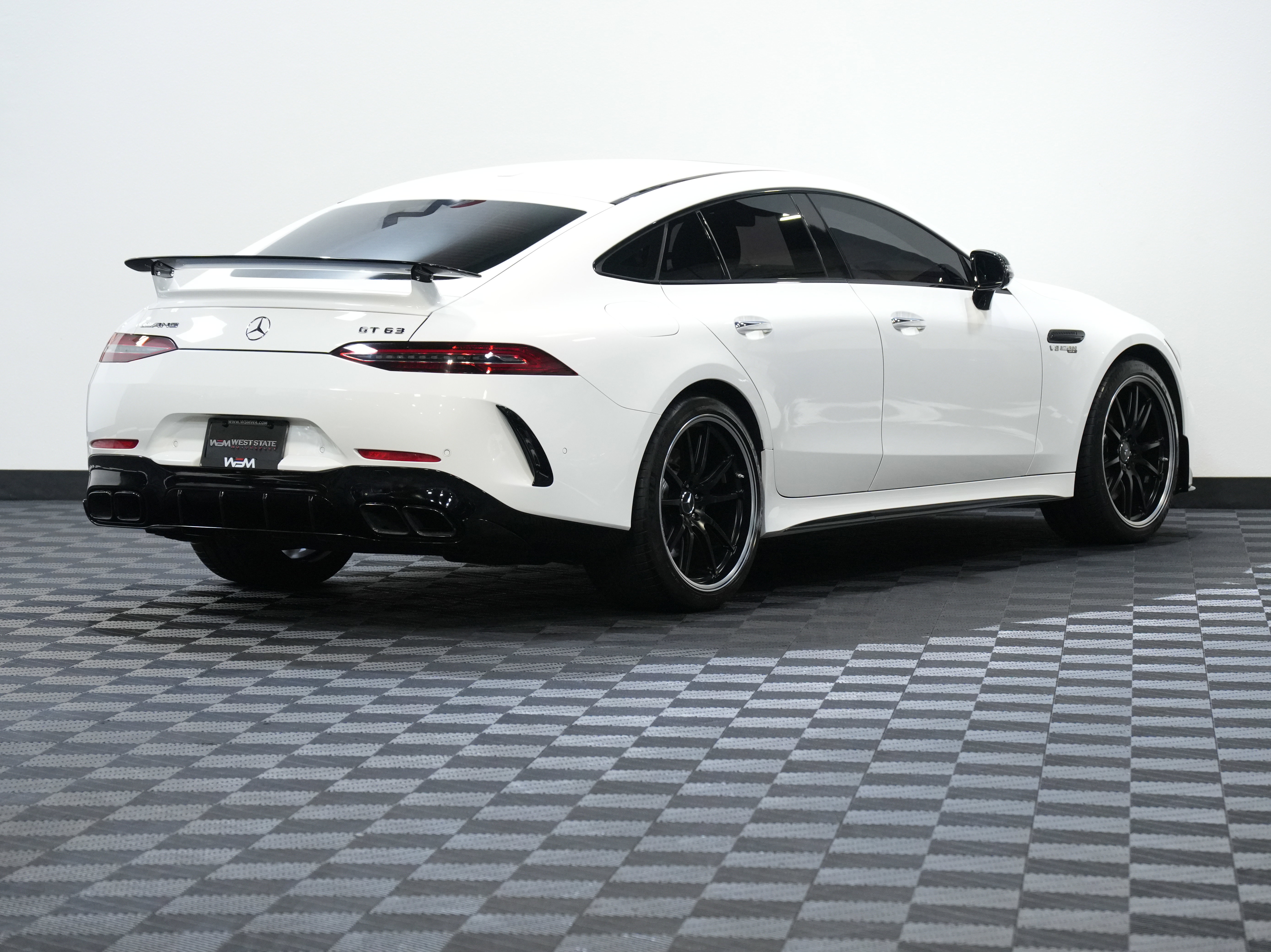 Used 2019 Mercedes-Benz AMG GT 63 w/ AMG Aerodynamics Package image 6