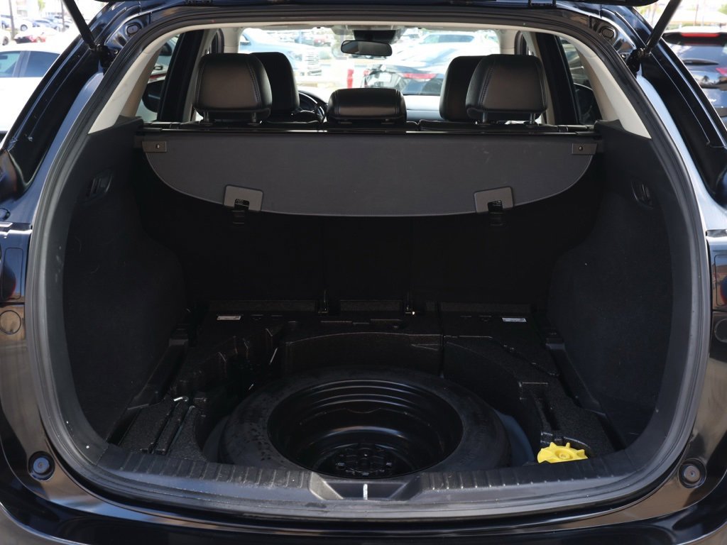 Used 2019 MAZDA CX-5 Touring image 16