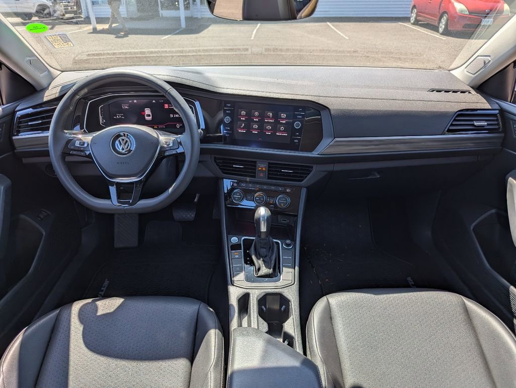 Used 2020 Volkswagen Jetta SEL FWD image 25