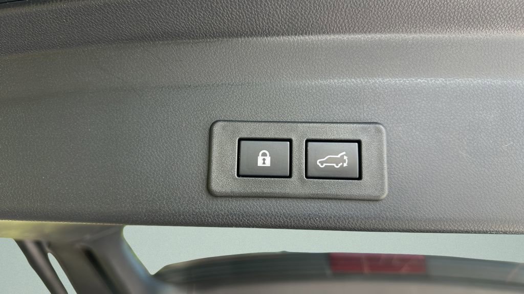 Used 2025 Subaru Ascent Premium AWD/4WD image 39