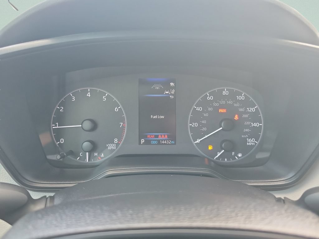 Certified 2025 Toyota Corolla LE FWD image 27