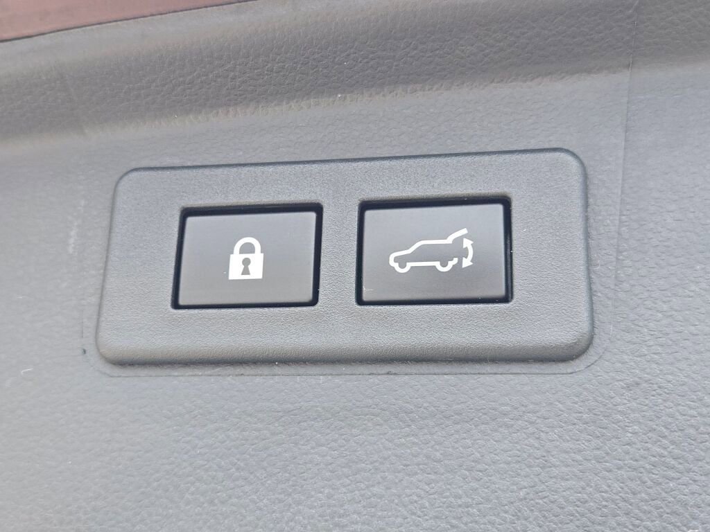 Certified 2023 Subaru Outback Limited image 16