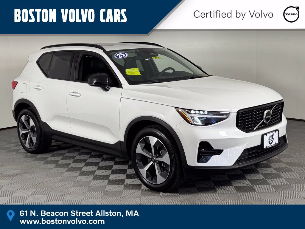Certified 2024 Volvo XC40 B5 Core