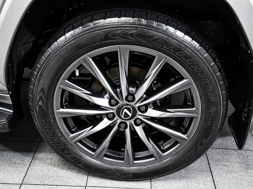 Used 2023 Lexus LX 600 F Sport w/ Accessory Package (Z1) AWD/4WD image 8