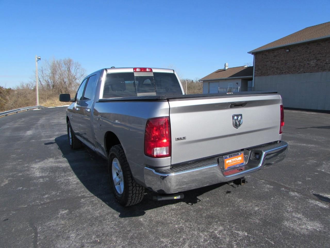 Used 2019 RAM 1500 Classic SLT image 8
