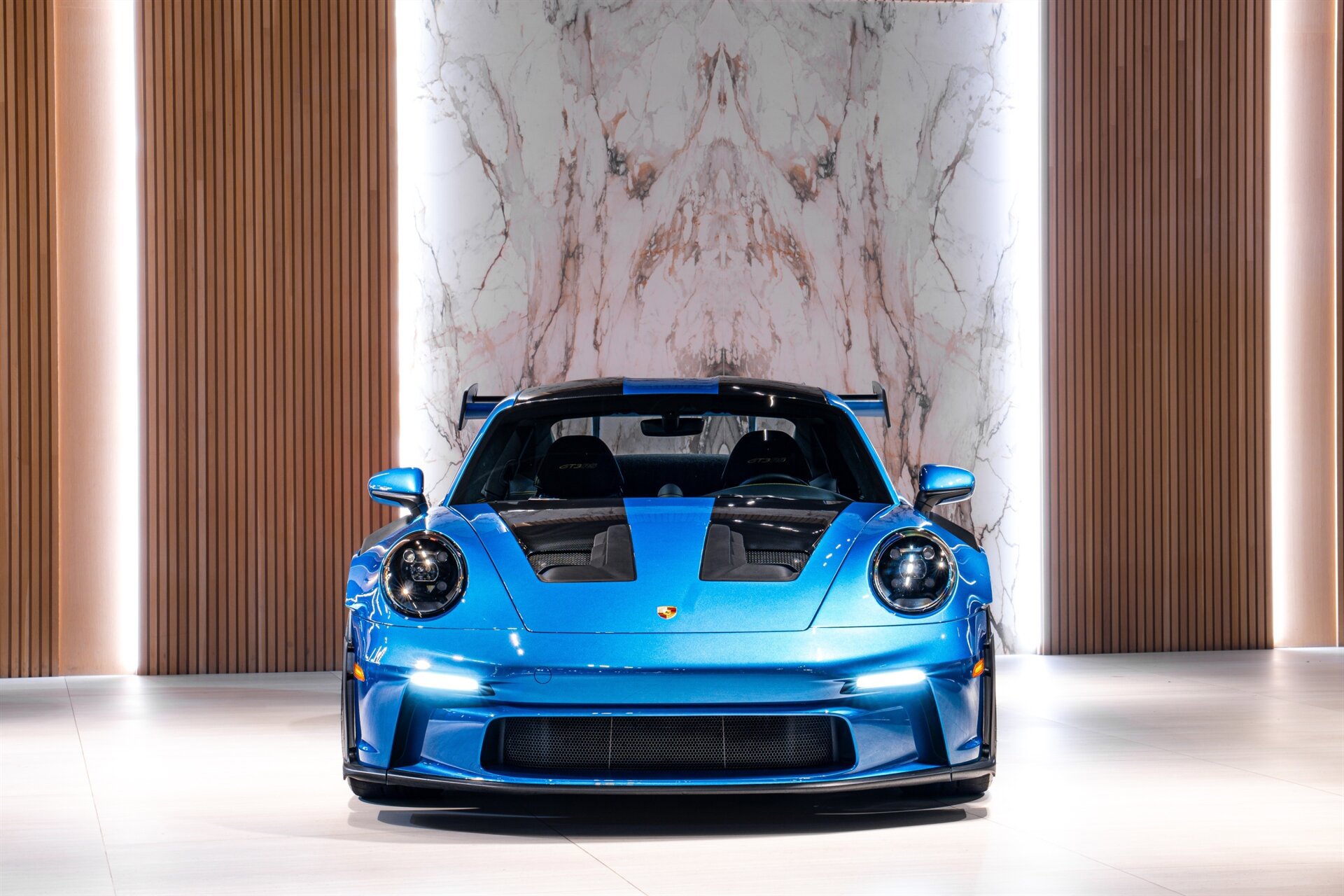 Used 2025 Porsche 911 GT3 RS RWD image 2