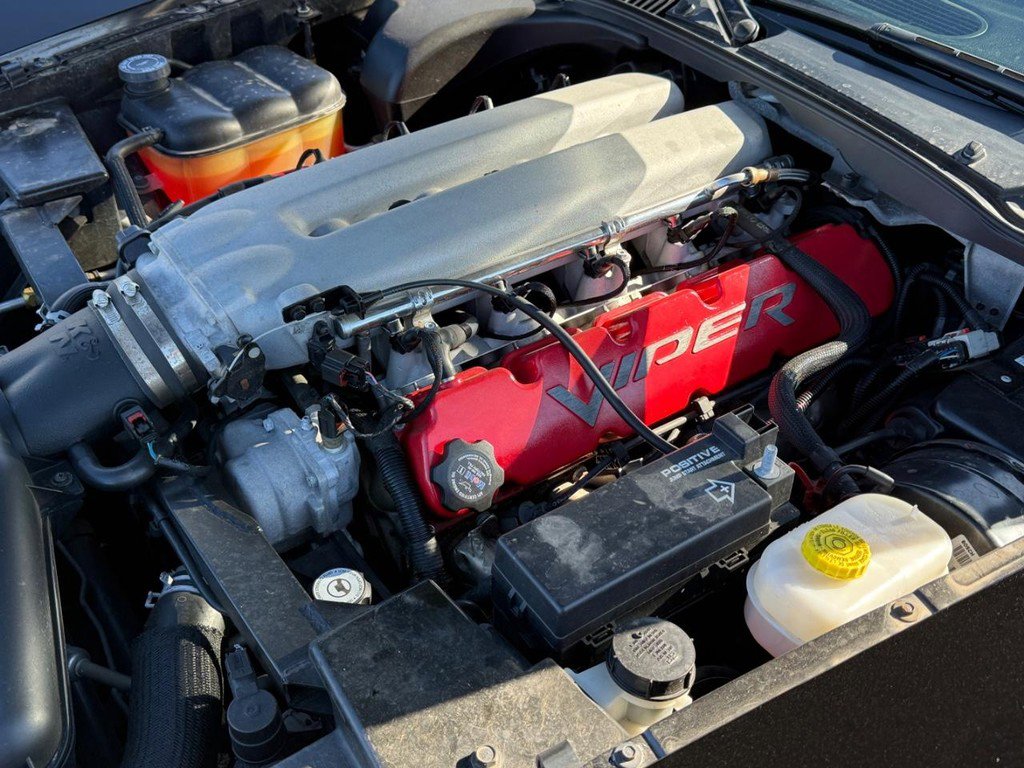 Used 2005 Dodge Viper SRT-10 image 12