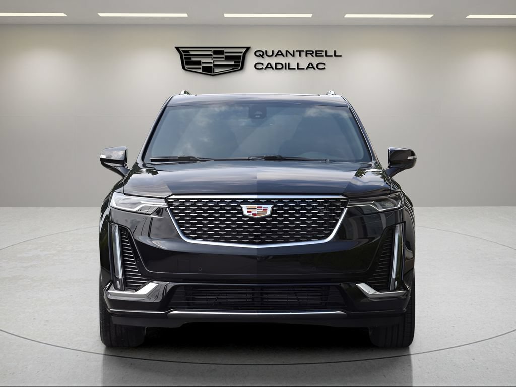 New 2025 Cadillac XT6 Luxury FWD image 9