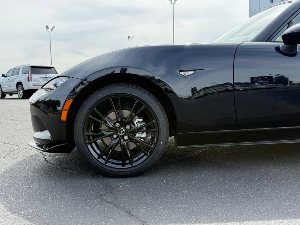 New 2026 MAZDA MX-5 Miata Club w/ Interior Package RWD image 5