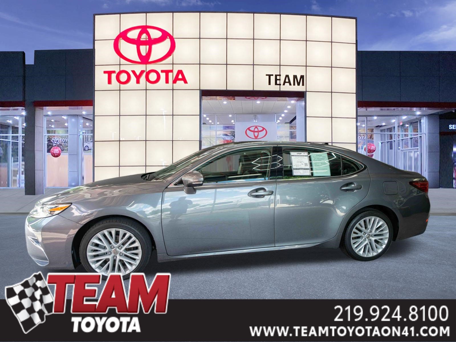 Used 2017 Lexus ES 350 w/ Luxury Package FWD image 1