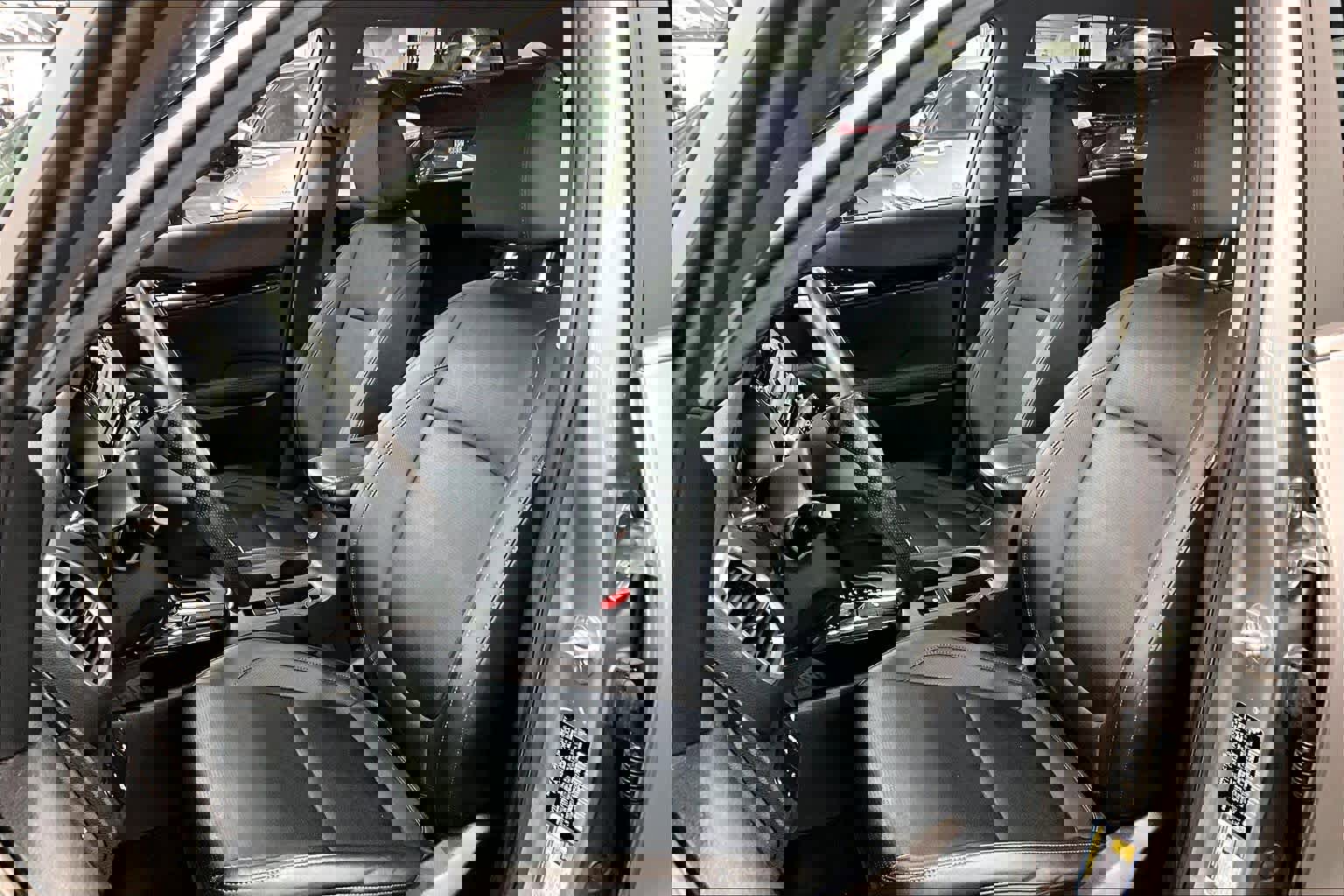 Used 2022 Kia Seltos SX w/ Sunroof Package image 7