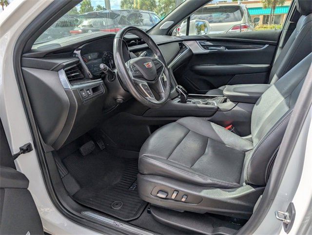 Used 2020 Cadillac XT5 Premium Luxury w/ LPO, Floor Liner Package image 17