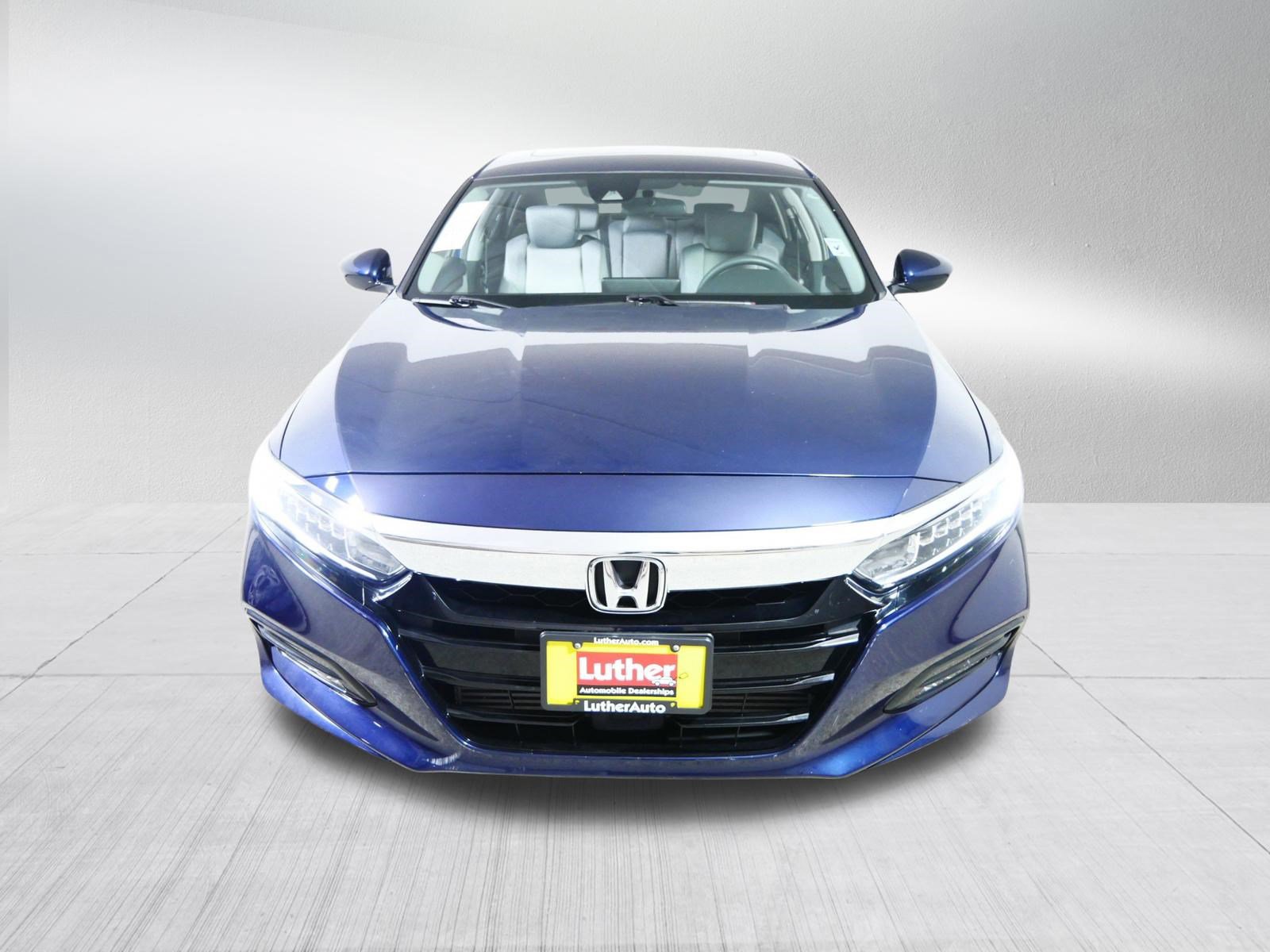 Used 2020 Honda Accord EX image 2